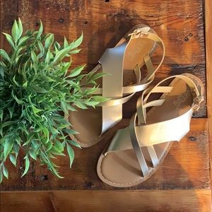 GOLD SANDALS